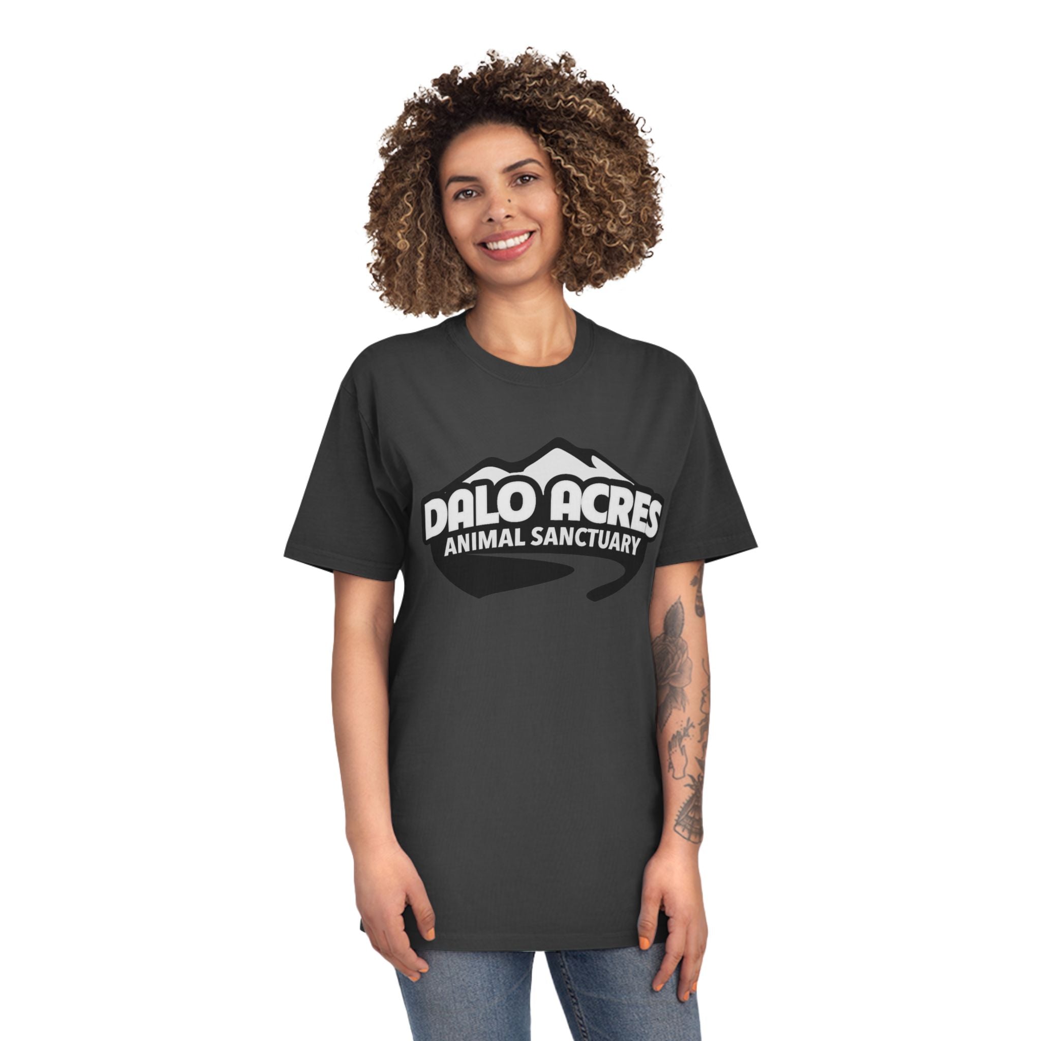 Dalo Acres Unisex Faded Shirt | Laid-Back Farm Fresh Style with Vintage Comfort 🌾🐓
