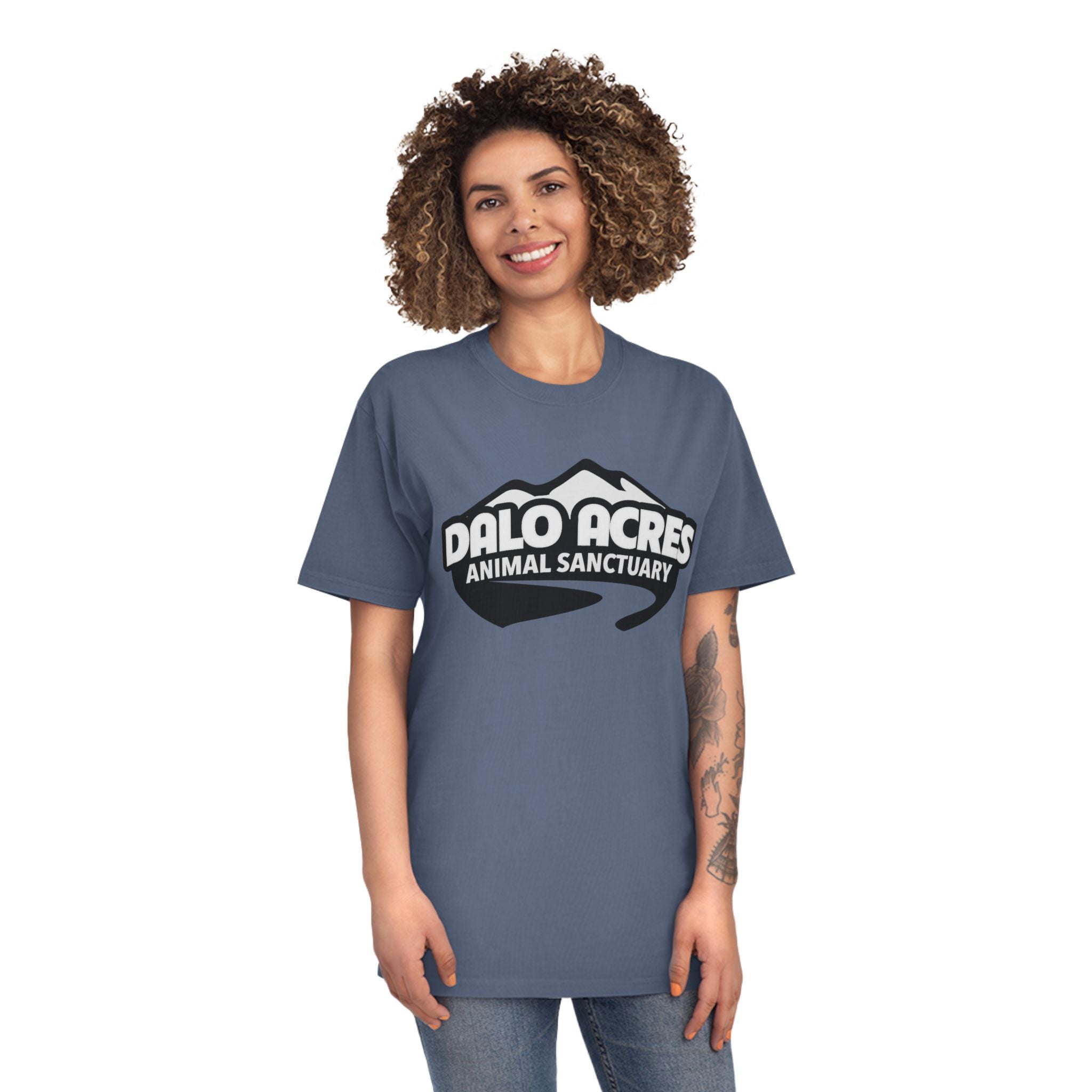 Dalo Acres Unisex Faded Shirt | Laid-Back Farm Fresh Style with Vintage Comfort 🌾🐓